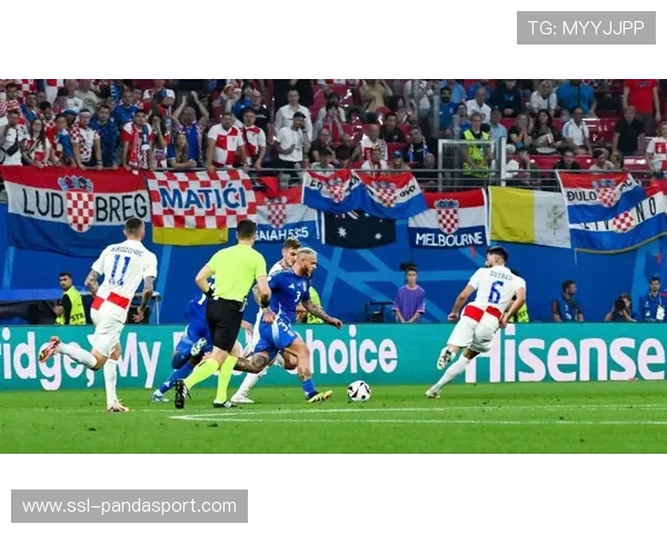 终场哨响，克罗地亚老将莫德里奇跪地掩面，尤文生涯或告终